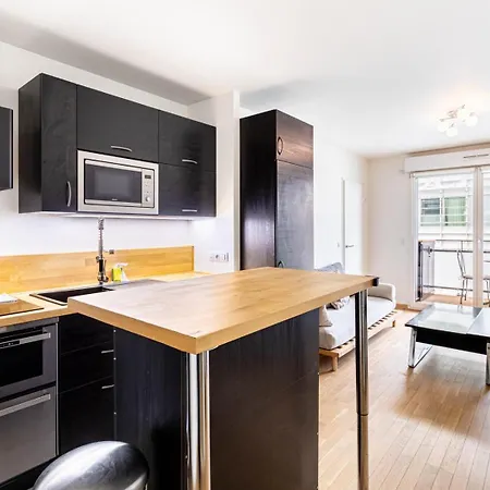 Guestready - Charming Flat With Terrace Near Paris Appartamento