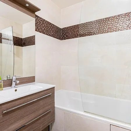 Guestready - Charming Flat With Terrace Near Paris Appartamento *